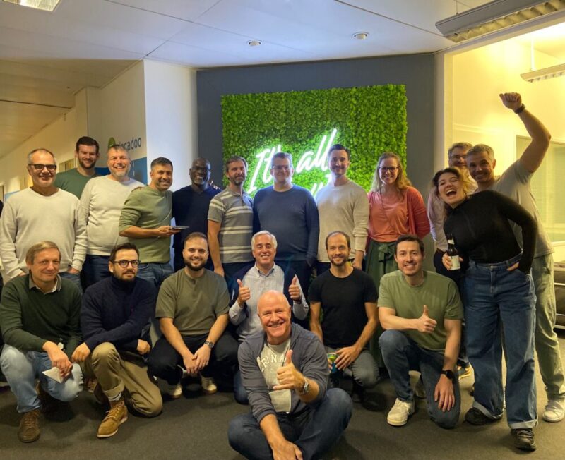 dacadoo employees celebrating 15th anniversary